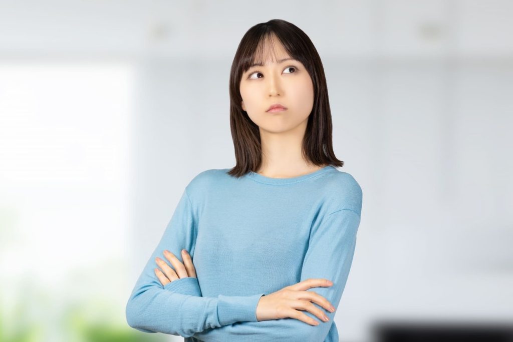 返事をしない女性が職場に与える影響は？