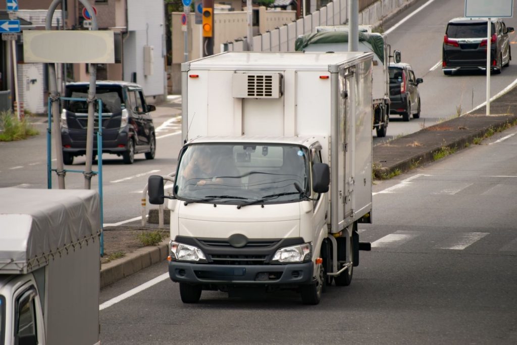 運送中のトラック